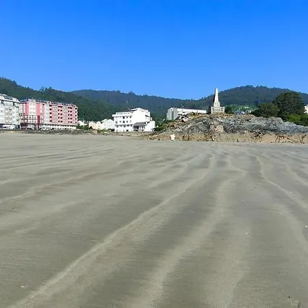 - Playa De Covas Ii アパート