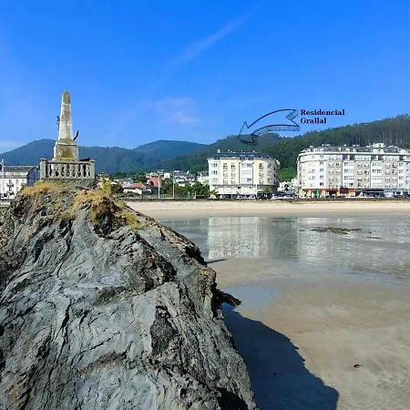 - Playa De Covas Ii アパート ビベイロ